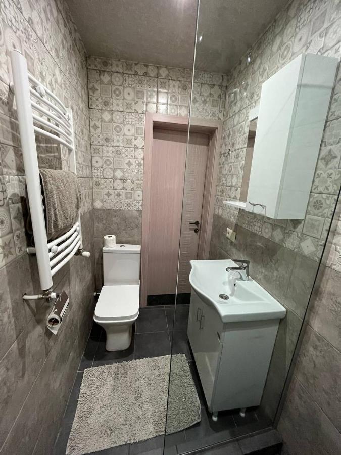 Home Away Home In Heart Of Тбілісі Екстер'єр фото